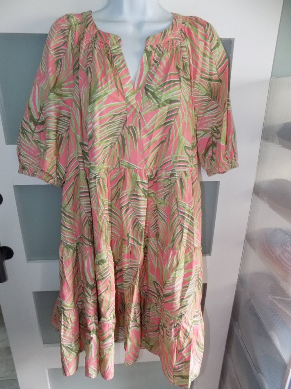 Crown & Ivy Coral Palms Peasant HS Dress Size XL Women's NEW
